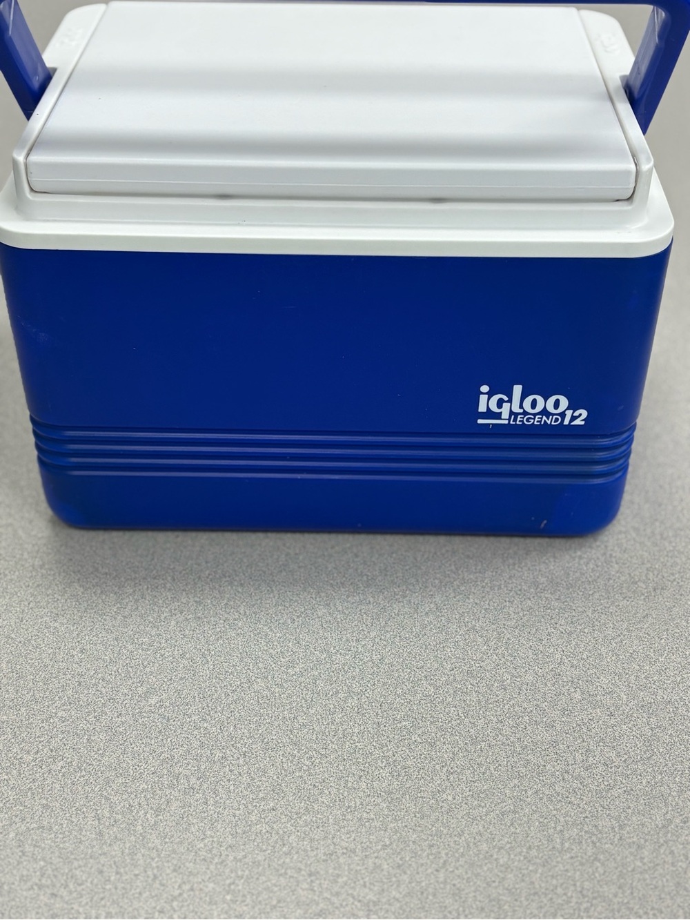 Igloo Legend 12 Hard Cooler Blue White Portable Cooler